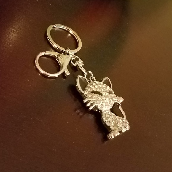 NWT  Kitty Keychain w/Rhinestones - Picture 2 of 8